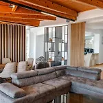 Paris Luxury Penthouse *