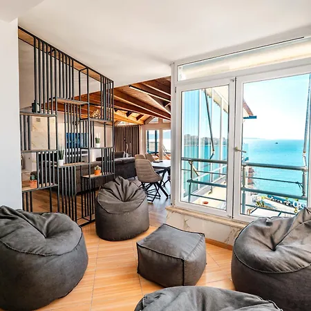 Paris Luxury Penthouse דירה