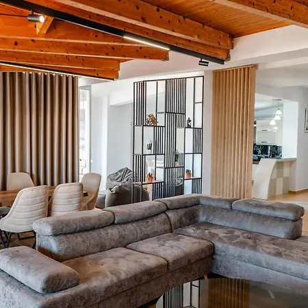 Paris Luxury Penthouse *