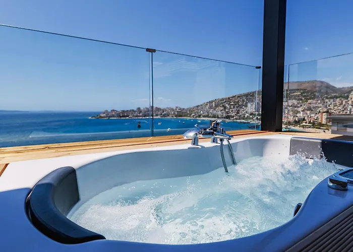 Paris Luxury Penthouse Daire Saranda