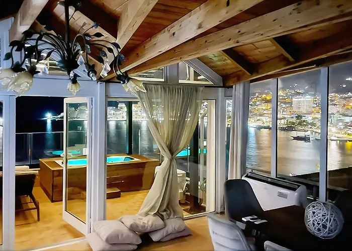 Paris Luxury Penthouse Saranda